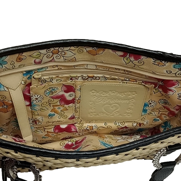 🌼 BRIGHTON TAN / NATURAL WICKER / STRAW BASKET BAG WITH BLACK LEATHER TRIM - Picture 9 of 16